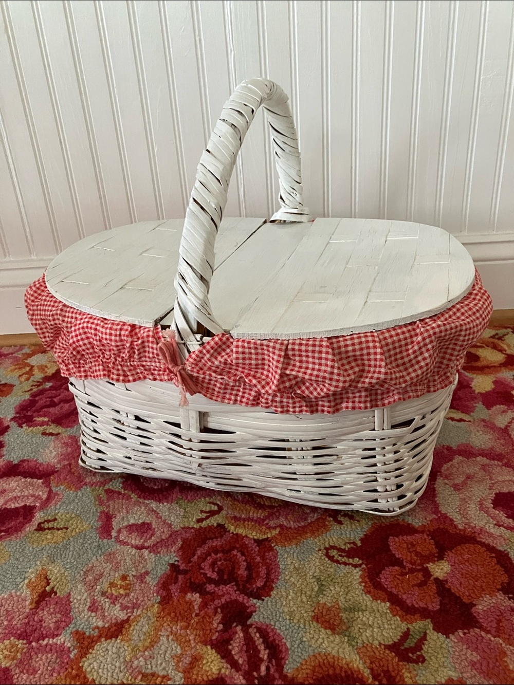 Shabby Chic Vintage Wicker Picnic Basket With Red Gingham Liner & 2 Lifting Lids